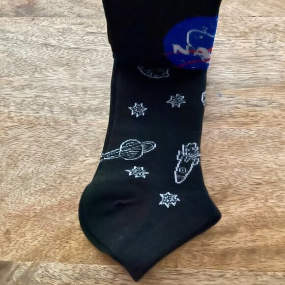 5/$20 NEW 2Pk Adult Space Series Socks - Picture 2 of 4